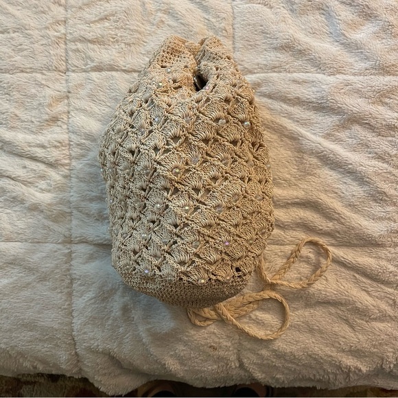 MERONA- Y2K- Crochet shoulder/backpack in tan w/beaded details - EUC - Picture 1 of 6